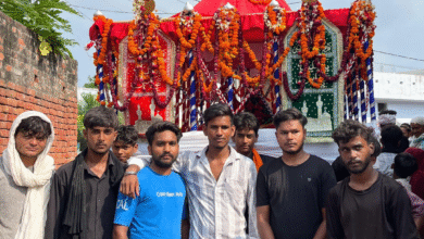 Photo of कस्बे की प्रसिद्ध दसवीं वर्षगांठ बड़ी श्रद्धा और सम्मान के साथ सुपुर्द-ए-खाक कर दी गई