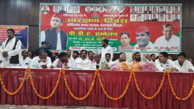 Photo of SITAPUR : सपाइयों ने आरक्षण दिवस को संविधान मानस्तंभ स्थापना दिवस के रूप में मनाया