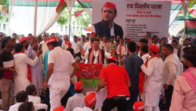 Photo of SITAPUR : सपा का धरना प्रदर्शन, बिजली, शिक्षा, किसानों के मुद्दे को ले कर सरकार को घेरा
