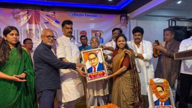 Photo of SITAPUR : “संविधान बचाओ संवाद” कार्यक्रम का हुआ आयोजन, कांग्रेसियों ने जनहितकारी विचारधारा को जन-जन तक पहुंचाने का संकल्प