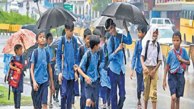 Photo of SITAPUR SCHOOL NEWS : भारी बारिश से बिगड़े हालात, अब किन स्कूलों के लिए आया छुट्टी का आदेश….