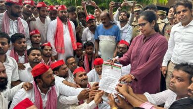 Photo of SITAPUR : खाद की कमी और कालाबाजारी पर सपा समेत आप का प्रदर्शन, सरकार के खिलाफ जम कर हुई नारेबाजी