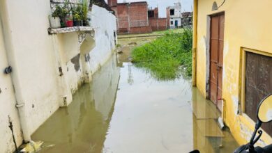 Photo of SITAPUR : बारिश से बेहाल शहर, जलजमाव से जूझते मोहल्ले, नगर पालिका की लापरवाही उजागर