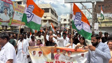 Photo of SITAPUR : जय हिंद का नारा ले कर उतरे सड़क पर कांग्रेसी, निकाला मार्च
