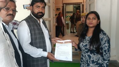 Photo of खंड विकास अधिकारी हरगांव पर भ्रष्टाचार के  लगे गंभीर आरोप, एक ही बिल-बाउचर से हुआ कोरोड़ रुपए का भुगतान ?