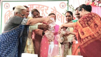 Photo of मिट्टी की खुशबू और मेहनत का उत्सव – किसान मज़दूर मेले का आगाज़