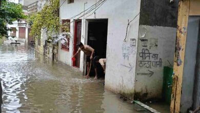 Photo of लगातार बारिश से हालात बेकाबू, बिजली पानी व्यवस्था ठप्प, अभी भी सतर्क रहने की अपील