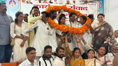 Photo of ज़मीन मज़बूत करने की लगातार जद्दोजहद कर रही कांग्रेस, ज़िले में कांग्रेसियों से संवाद करने पहुंचे राष्ट्रीय सचिव