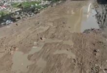 Photo of Sitapur : टूटी सड़क, भरा नाली का पानी… बीमारी और हादसों के साये में मोहल्लेवासी, ज़िम्मेदार अनजान